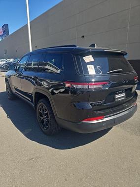 2024 Jeep Grand Cherokee L Altitude