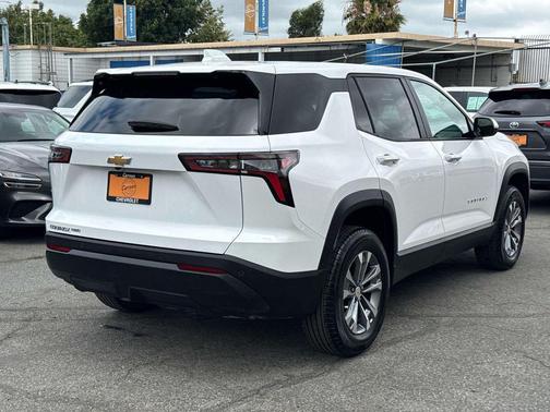 Summit White 2025 Chevrolet Equinox 1LT