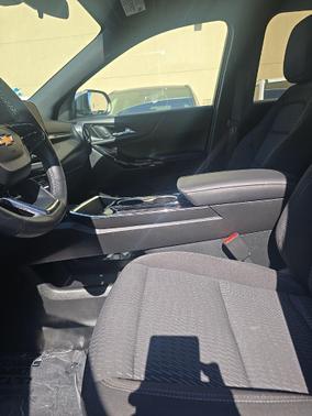 Sterling Gray Metallic 2025 Chevrolet Equinox 1LT