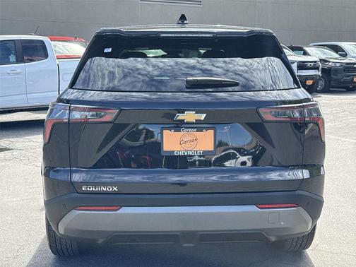 Mosaic Black Metallic 2025 Chevrolet Equinox 1LT