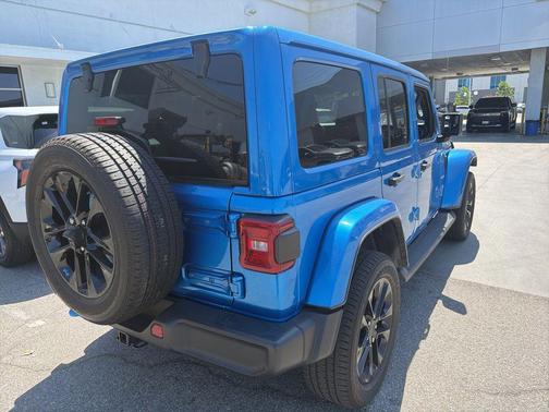 2022 Jeep Wrangler Unlimited 4xe Sahara