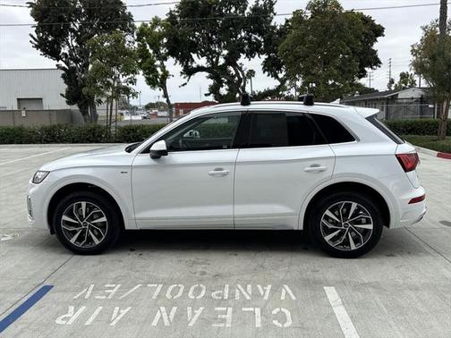 2024 Audi Q5 45 S line Premium Plus