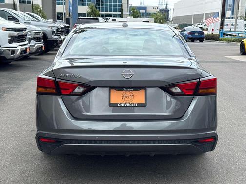 Gun Metallic 2025 Nissan Altima 2.5 SV