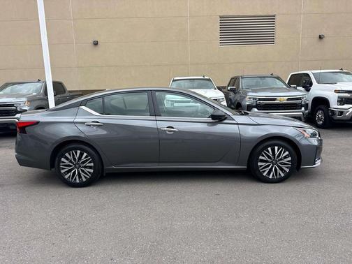 Gun Metallic 2025 Nissan Altima 2.5 SV