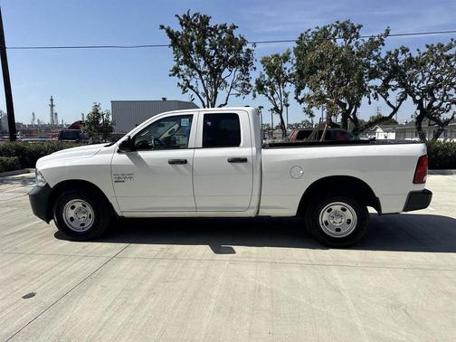 Bright White Clearcoat 2022 RAM 1500 Tradesman