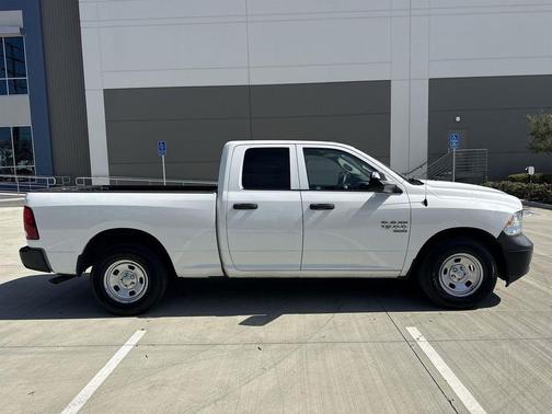 Bright White Clearcoat 2022 RAM 1500 Tradesman