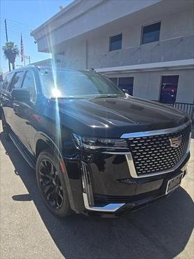2023 Cadillac Escalade ESV Luxury