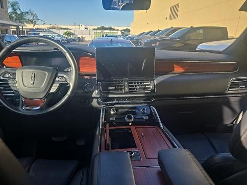 2024 Lincoln Navigator Reserve