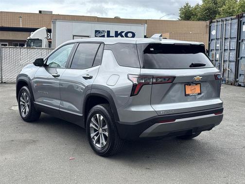 Sterling Gray Metallic 2025 Chevrolet Equinox 1LT