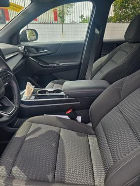 Sterling Gray Metallic 2025 Chevrolet Equinox 1LT