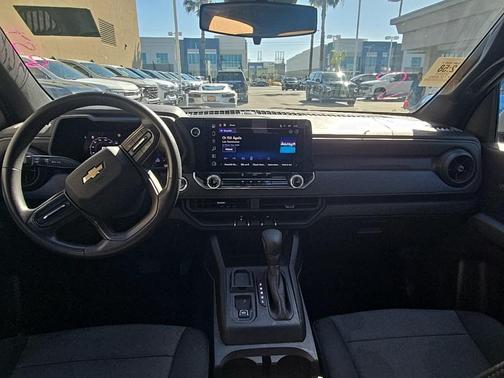 2024 Chevrolet Colorado WT