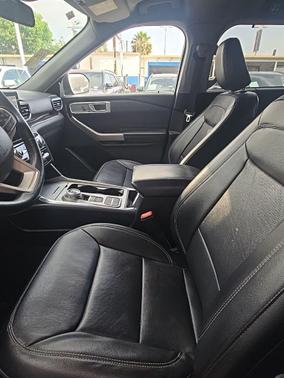 AGATE BLACK METALLIC 2023 Ford Explorer Limited