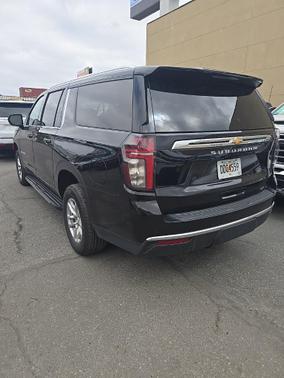 2024 Chevrolet Suburban LT