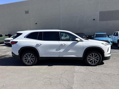 2025 Buick Enclave Preferred FWD