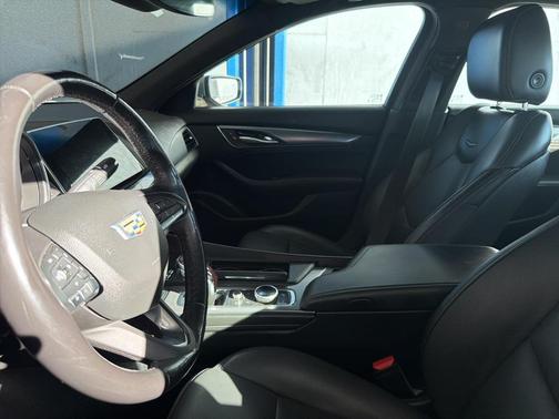 2023 Cadillac CT5 Premium Luxury