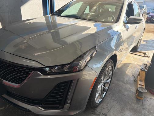 2023 Cadillac CT5 Premium Luxury