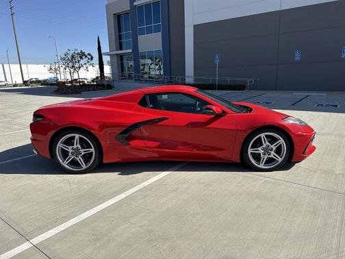 2023 Chevrolet Corvette Stingray w/2LT