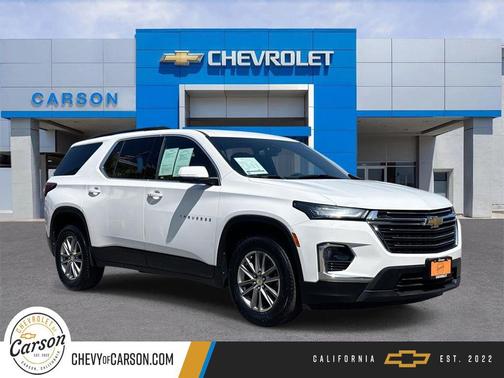 Summit White 2023 Chevrolet Traverse LT Cloth