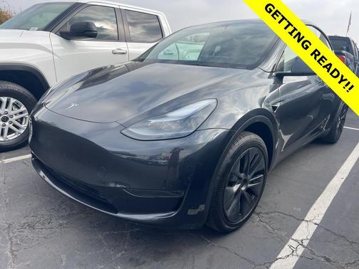 2024 Tesla Model Y Standard Range
