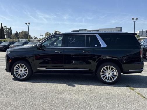 2023 Cadillac Escalade ESV Premium Luxury