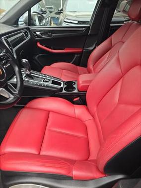 2018 Porsche Macan Base