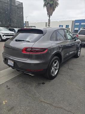 2018 Porsche Macan Base