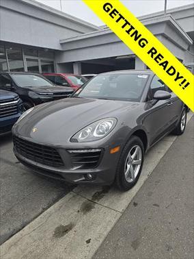 2018 Porsche Macan Base