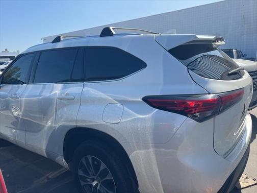 2020 Toyota Highlander Hybrid XLE