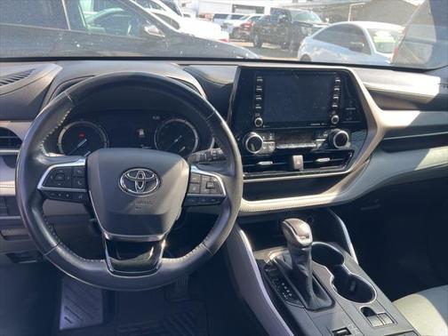 2020 Toyota Highlander Hybrid XLE