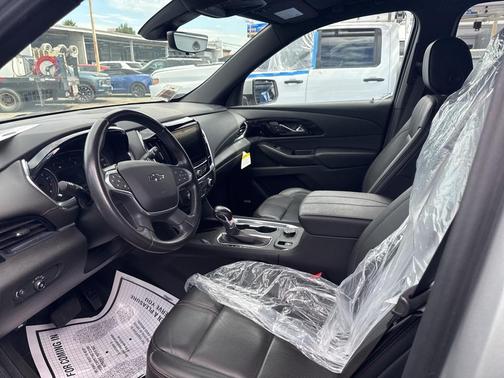2022 Chevrolet Traverse RS