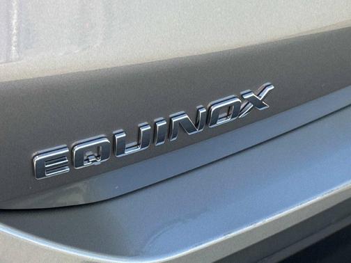 Sterling Gray Metallic 2024 Chevrolet Equinox Premier w/1LZ