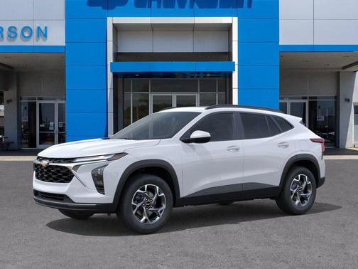 Summit White 2026 Chevrolet Trax LT