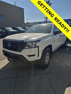 2022 Nissan Frontier S