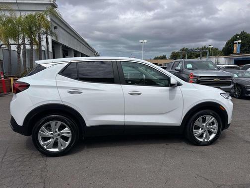 Summit White 2025 Buick Encore GX Preferred