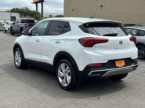Summit White 2025 Buick Encore GX Preferred