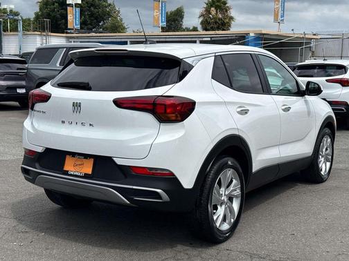 Summit White 2025 Buick Encore GX Preferred