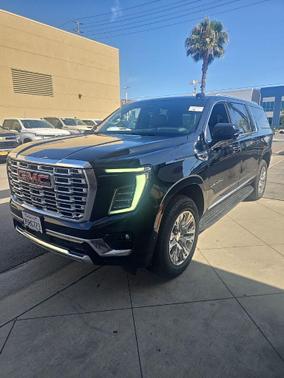 Onyx Black 2025 GMC Yukon XL Denali