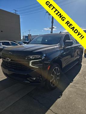 2024 Chevrolet Suburban RST