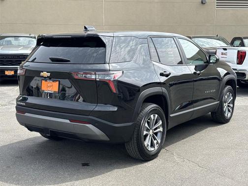 Mosaic Black Metallic 2025 Chevrolet Equinox 1LT