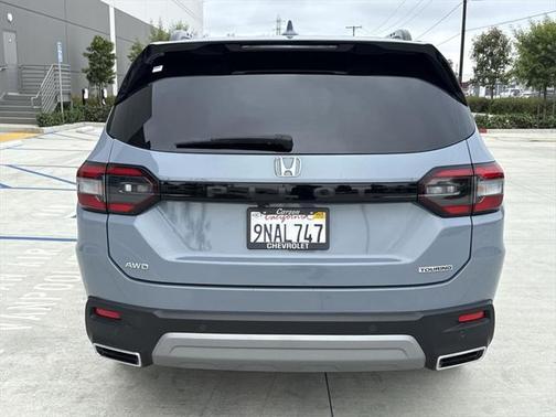 2024 Honda Pilot Touring 8-Passenger