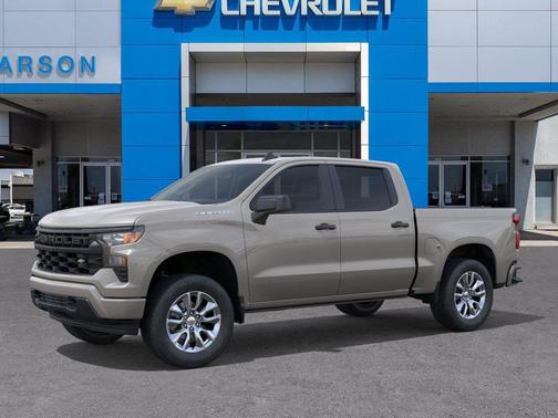 Summit White 2026 Chevrolet Silverado 1500 Custom