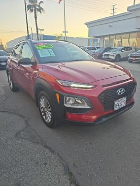 2020 Hyundai KONA SEL