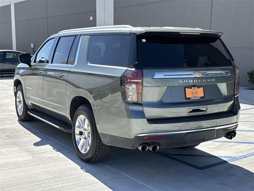 2023 Chevrolet Suburban Premier