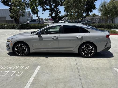 2024 Kia K5 GT-Line