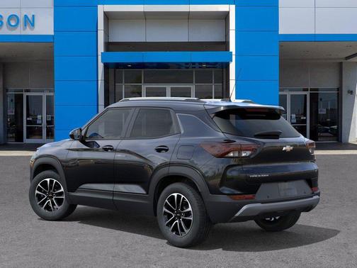 Mosaic Black Metallic 2026 Chevrolet Trailblazer LT