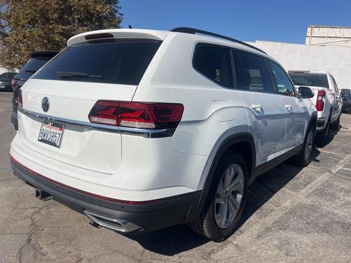 2021 Volkswagen Atlas 3.6L SE w/Technology
