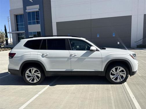 2021 Volkswagen Atlas 3.6L SE w/Technology