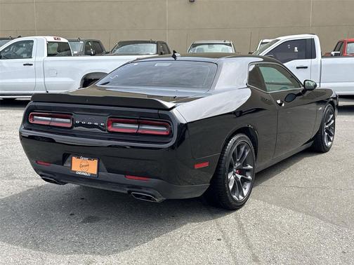 Pitch Black Clearcoat 2023 Dodge Challenger R/T