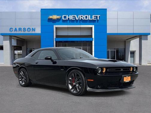 Pitch Black Clearcoat 2023 Dodge Challenger R/T