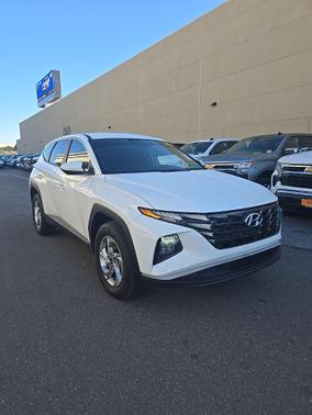2024 Hyundai TUCSON SE